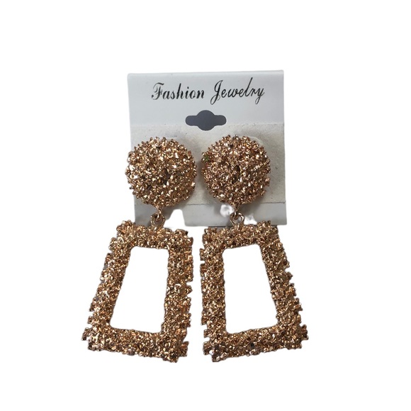 Jewelry - Chunkey Large Rectangular Dangle Ear Rings in Gold Tone Color Statement Earrings